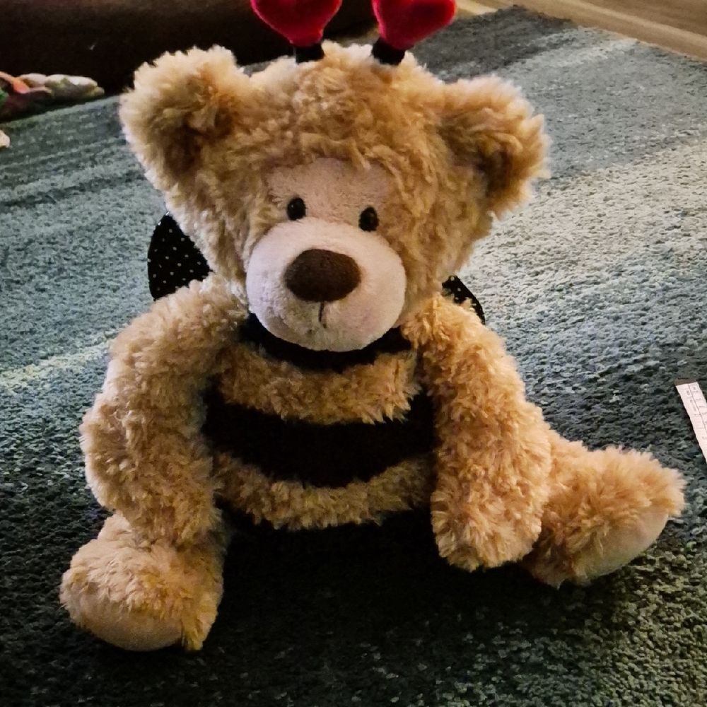 GUND BEA THE BEAR 15"